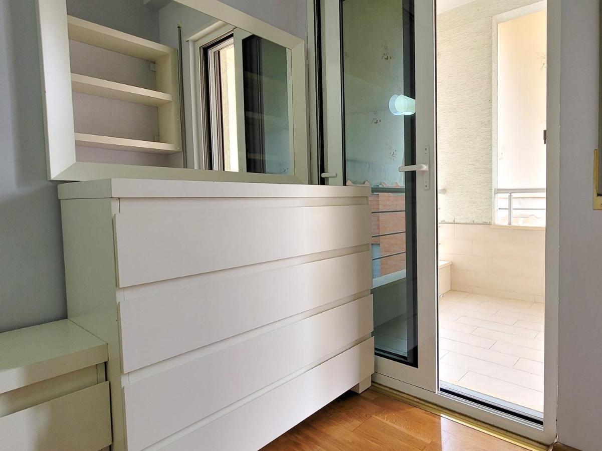 Quiet Apartment Near Tirana Lake Экстерьер фото