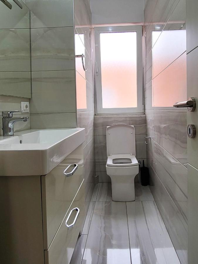 Quiet Apartment Near Tirana Lake Экстерьер фото